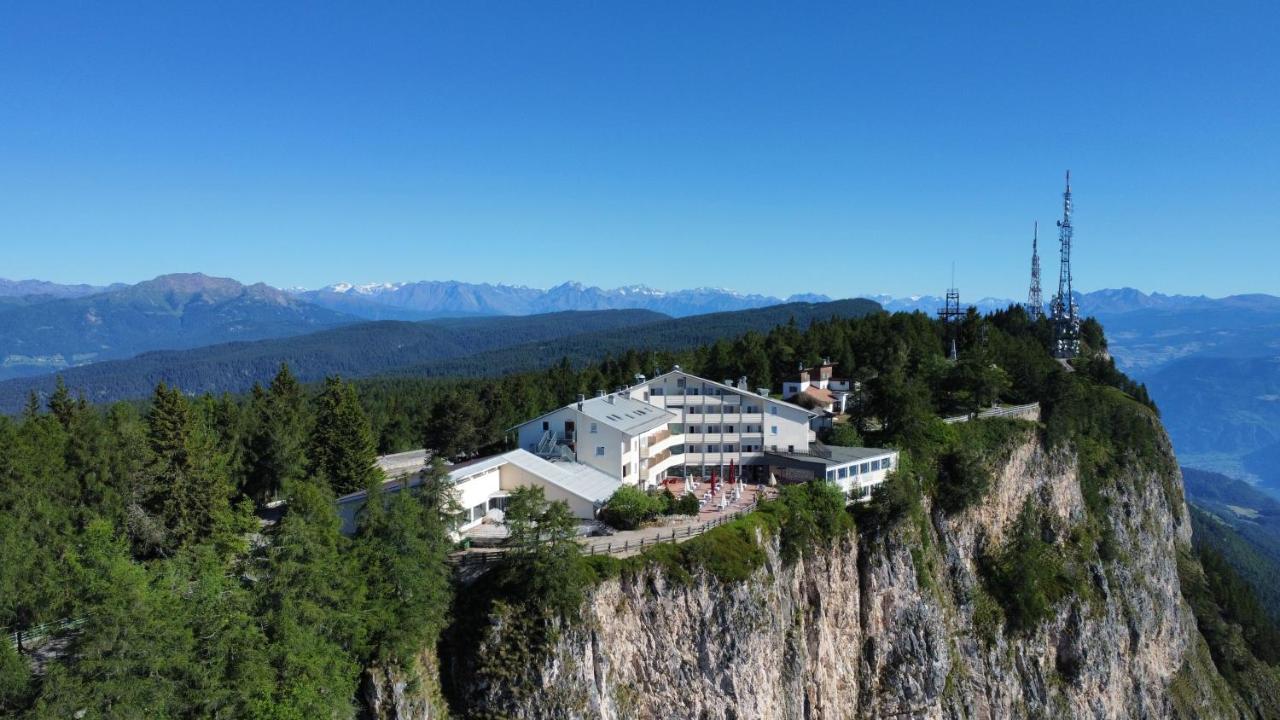 Panoramahotel Penegal Mendola Esterno foto