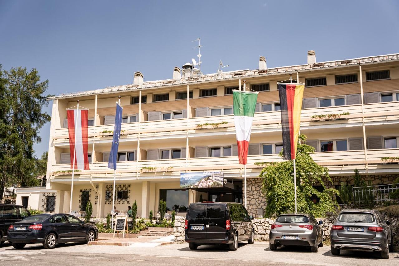 Panoramahotel Penegal Mendola Esterno foto