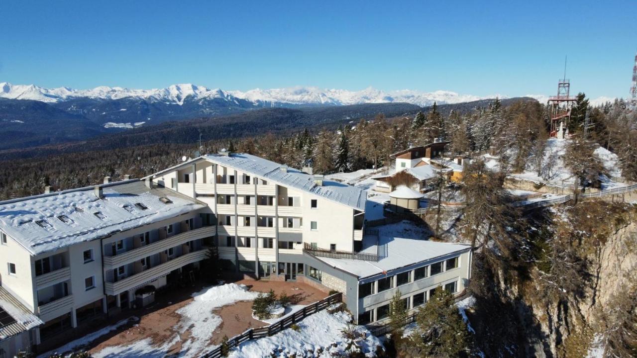 Panoramahotel Penegal Mendola Esterno foto