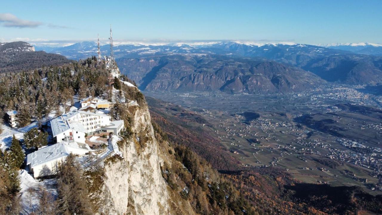 Panoramahotel Penegal Mendola Esterno foto
